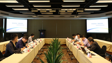 省郵政管理局局長、省交通運(yùn)輸廳副廳長陳凱一行到英特調(diào)研指導(dǎo)